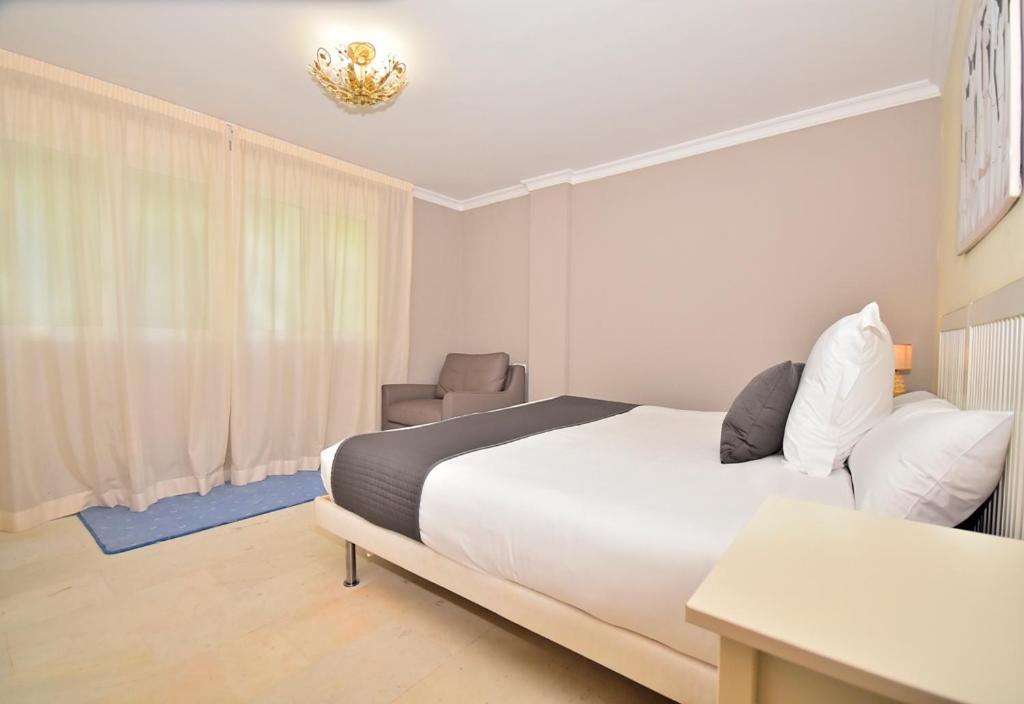 Aparthotel Ola Blanca Cala de Finestrat Værelse billede
